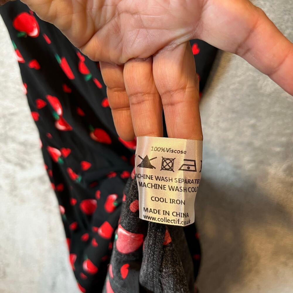 Modcloth X Collectif Gwendolyn Love Apples Tea Dress Size‎ Small Black Red New - Picture 8 of 9
